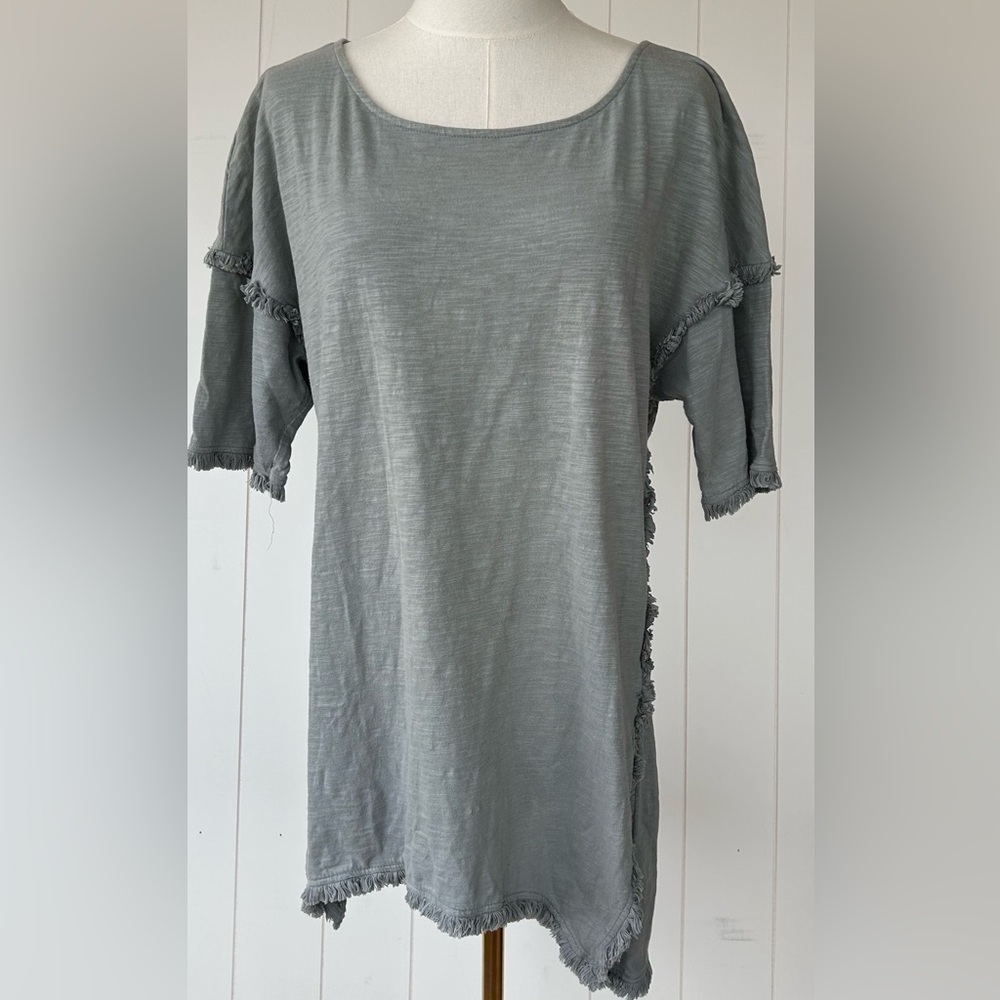 Umgee Brand Women’s‎ Tunic Top Fringe Detail Dolman Sleeve Sage Size Small